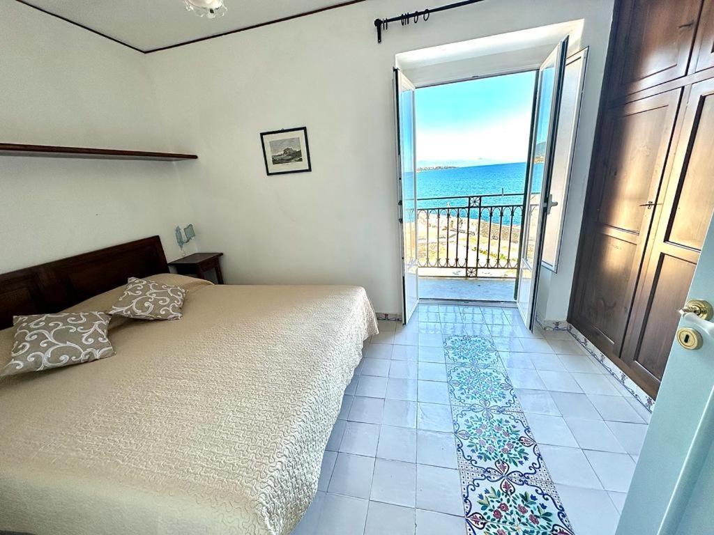 Molo Sea View Apartment Cefalù Εξωτερικό φωτογραφία
